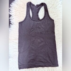 LULULEMON Striped Gray/black striped Tank Top size 4